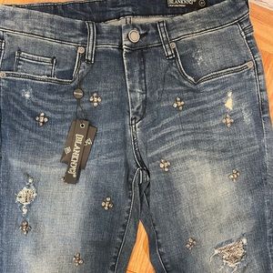 NWT BlankNYC Charm School cropped girlfriend jeans